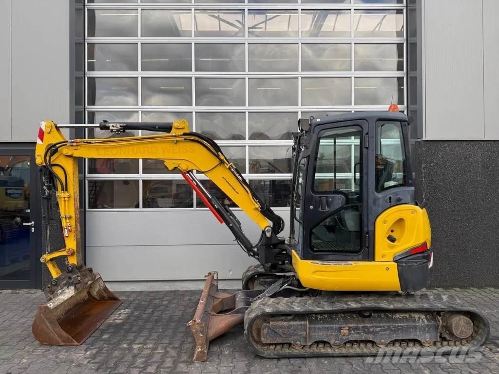 Kubota U48-4 حفارات صغيرة أقل من 7 طن (حفارات صغيرة)