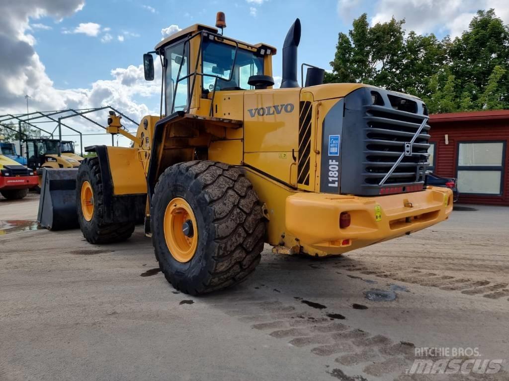 Volvo L 180 F لوادر بعجل