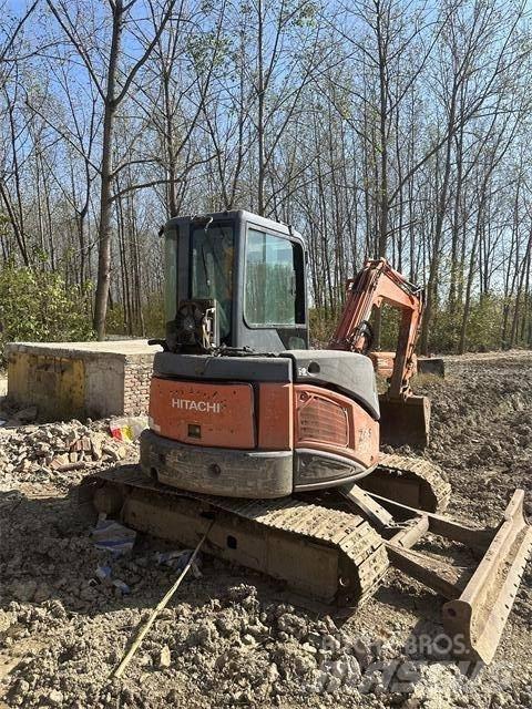 Hitachi ZX 50 حفارات زحافة