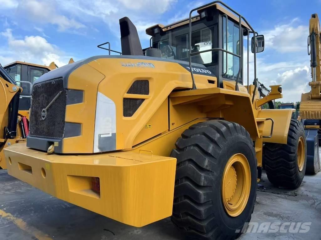 Volvo L 105 لوادر بعجل
