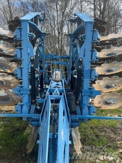 Lemken Rubin 12 زحافات ساحقة