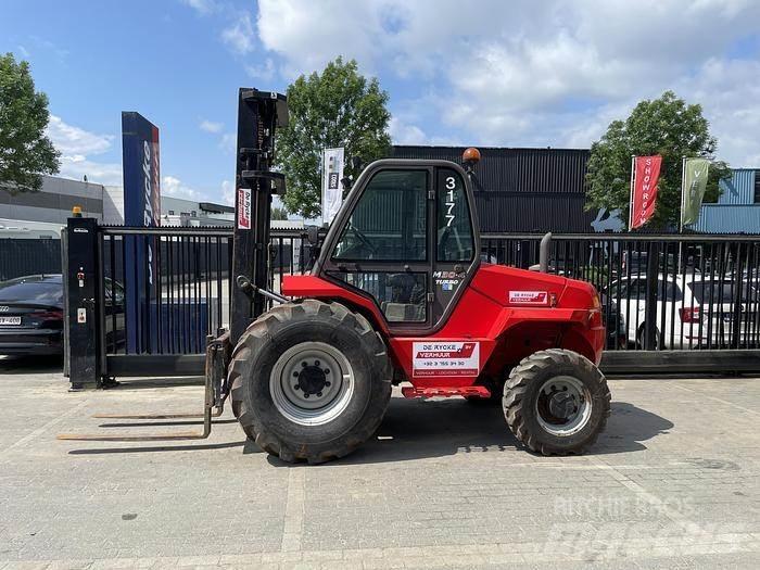 Manitou M30-4 شاحنات الطرق الوعرة