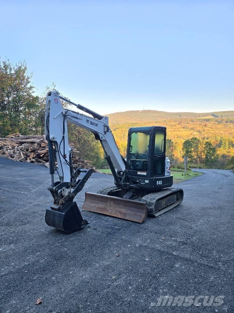 Bobcat E 45 حفارات صغيرة أقل من 7 طن (حفارات صغيرة)