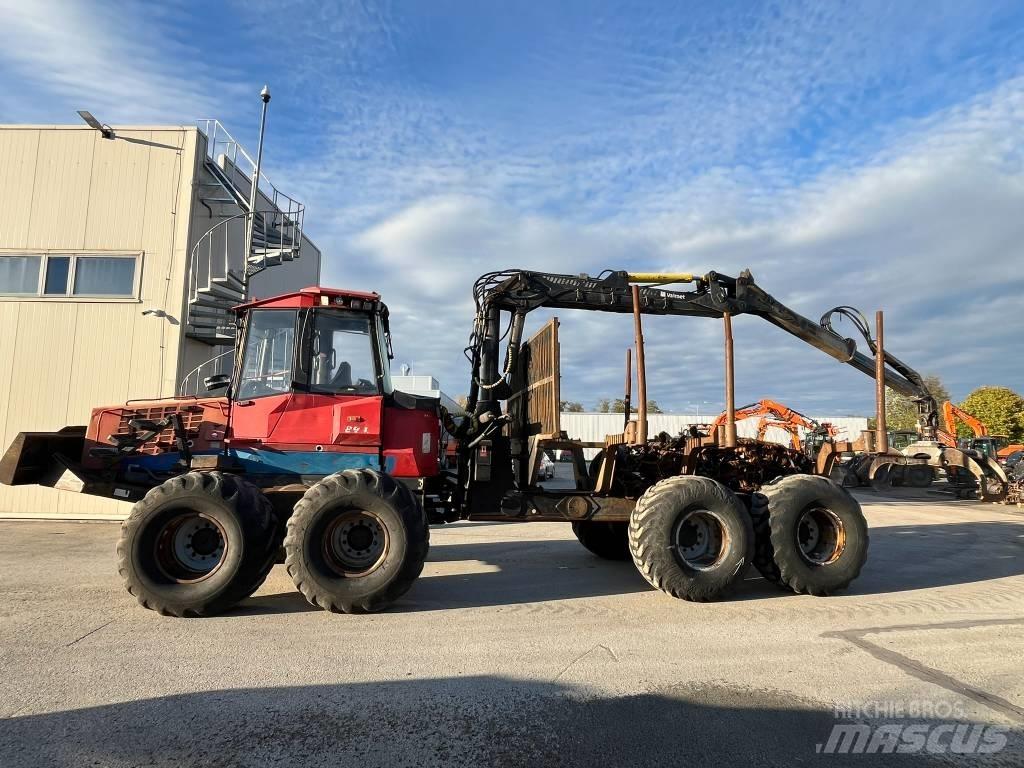 Valmet 890 شاحنات
