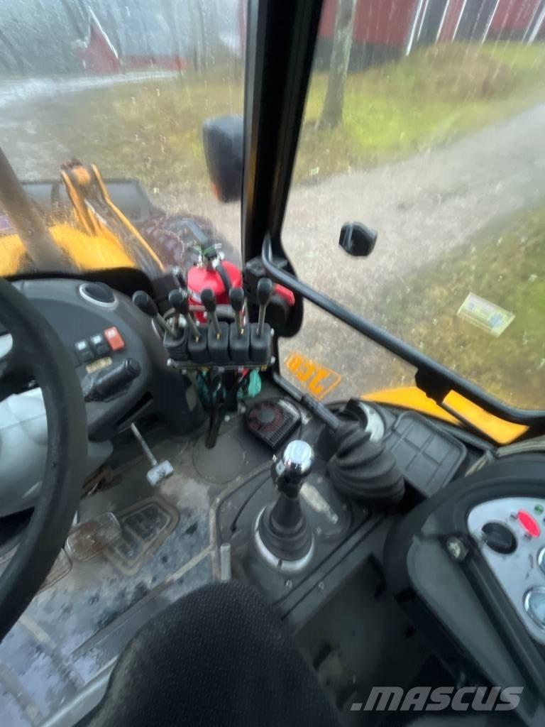 JCB 4X لوادر بعجل