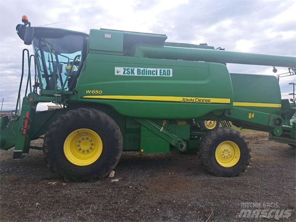John Deere W650 حصادات