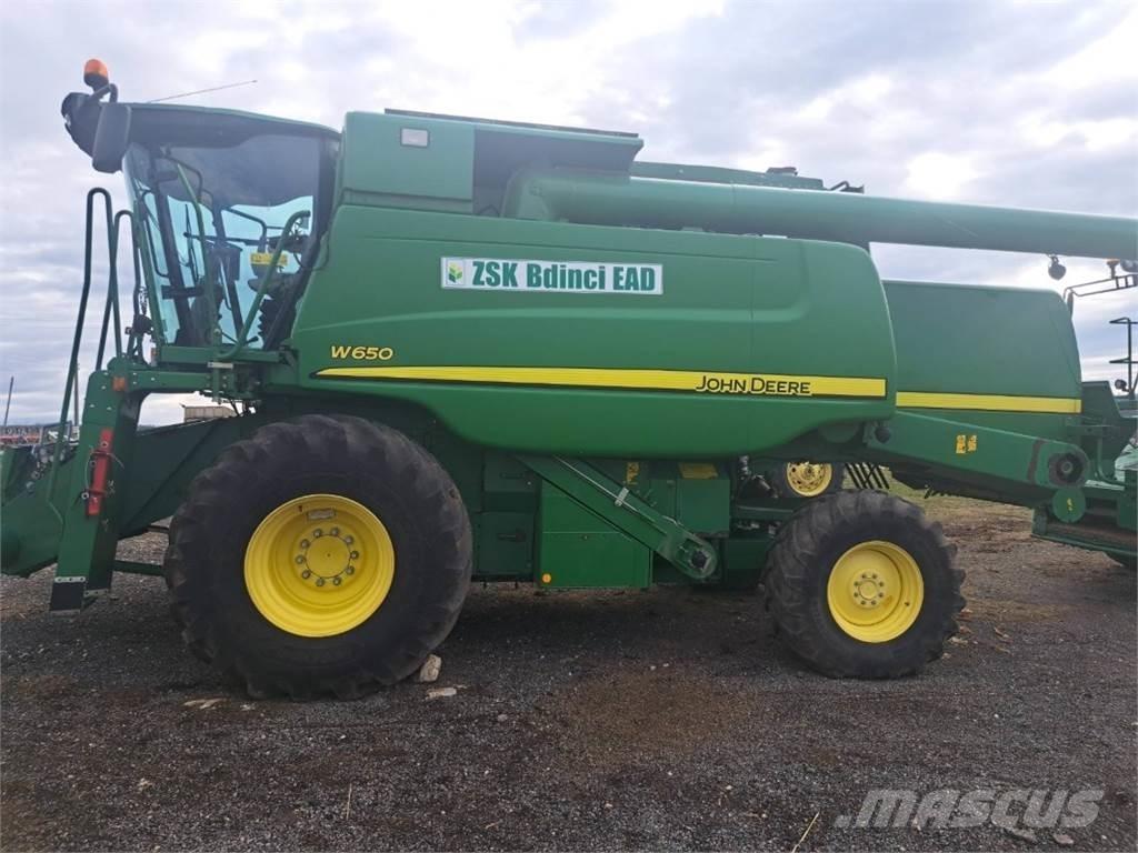 John Deere W650 حصادات