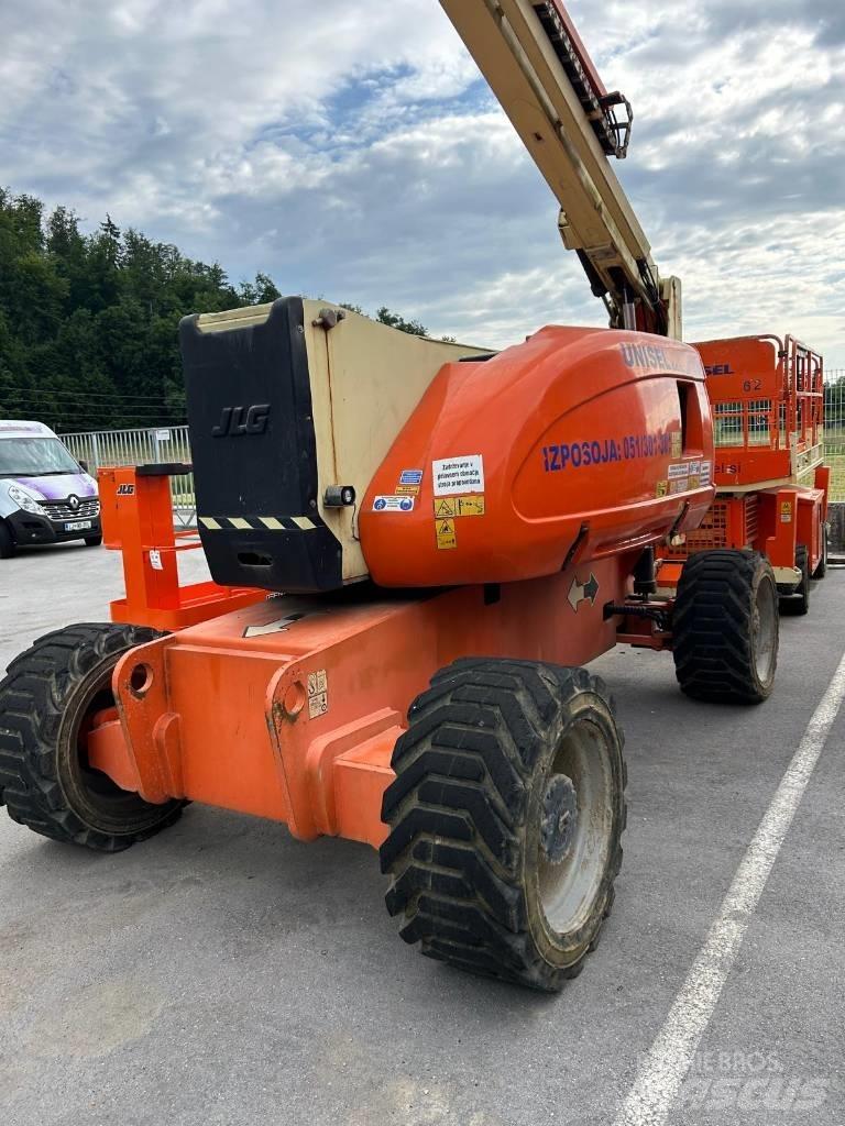 JLG 800 AJ رافعات سلة مفصلية