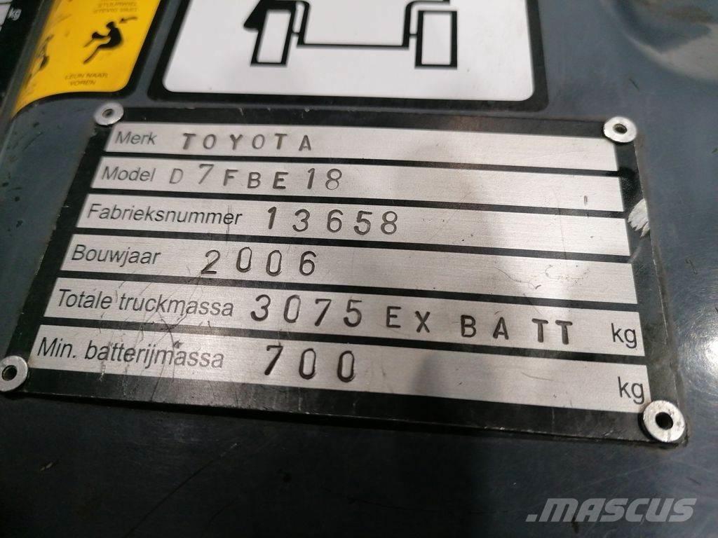 Toyota 7FBEF18 شاحنات ذات رافعات شوكية تعمل بالكهرباء