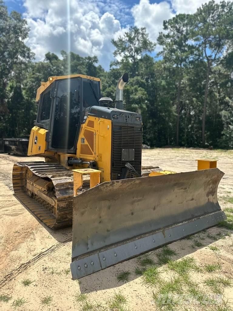 DEERE 650K بلدوزرات مجنزرة