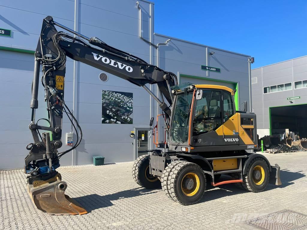 Volvo !!SOLD!! EWR 150 E حفارات بعجل
