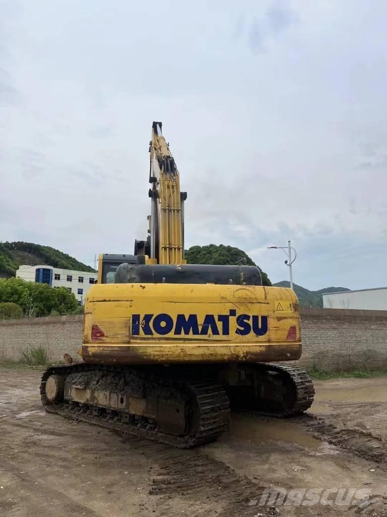 Komatsu PC 360 حفارات زحافة