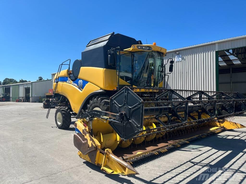 New Holland CX 6090 حصادات
