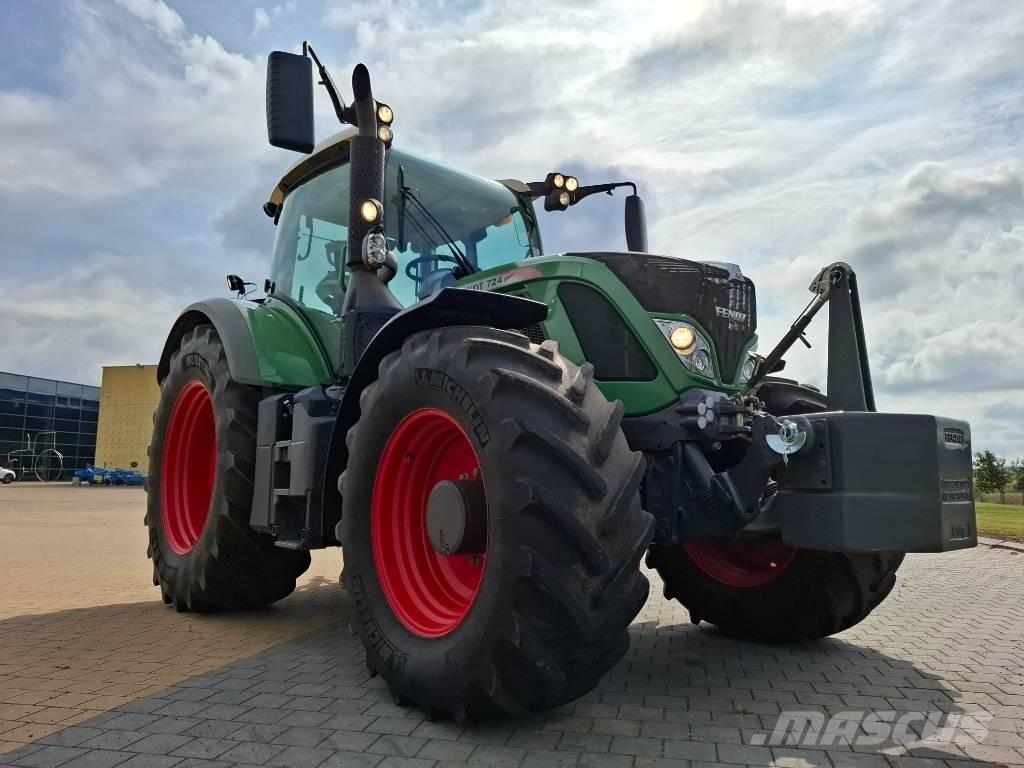 Fendt 724 Profi الجرارات