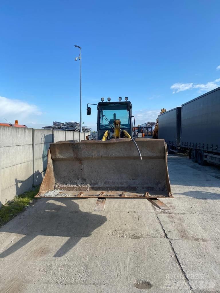 Komatsu WA 100 M-5 لوادر بعجل