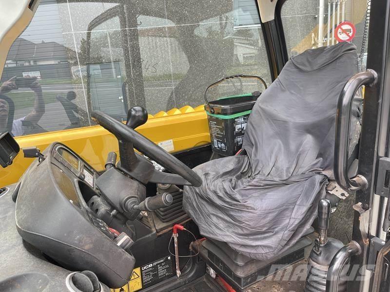 JCB 531 - 70 مناولات متداخلة