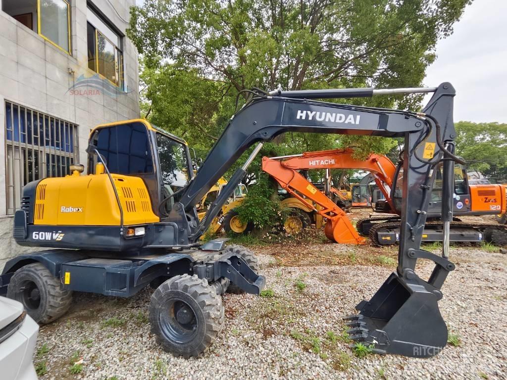 Hyundai 60 W حفارات زحافة