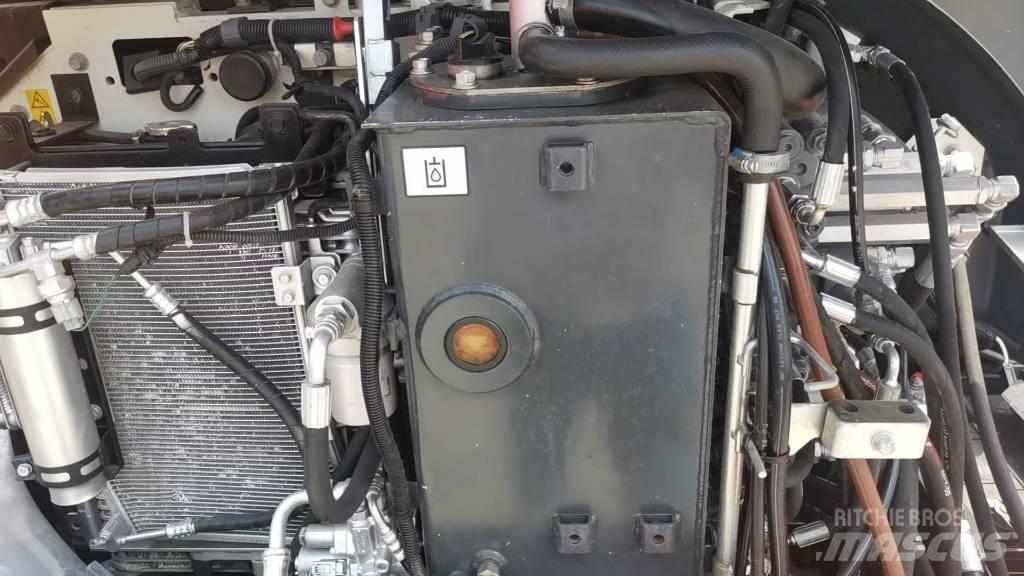 Kubota KX165 حفارات زحافة