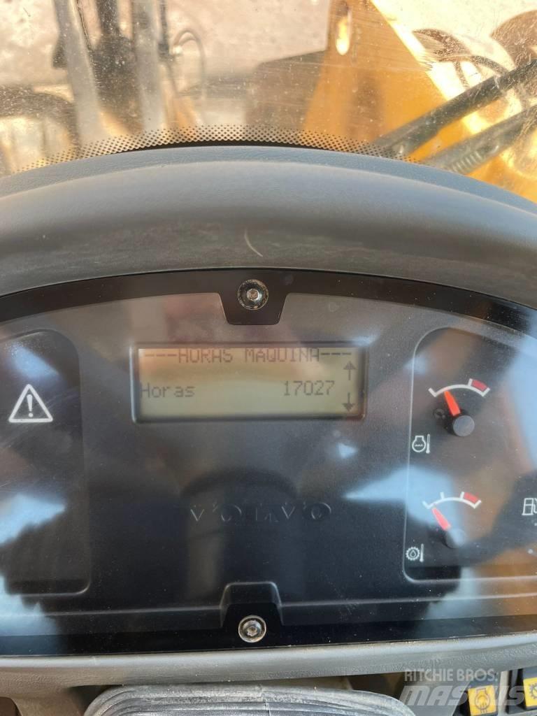 Volvo L 110 E لوادر بعجل