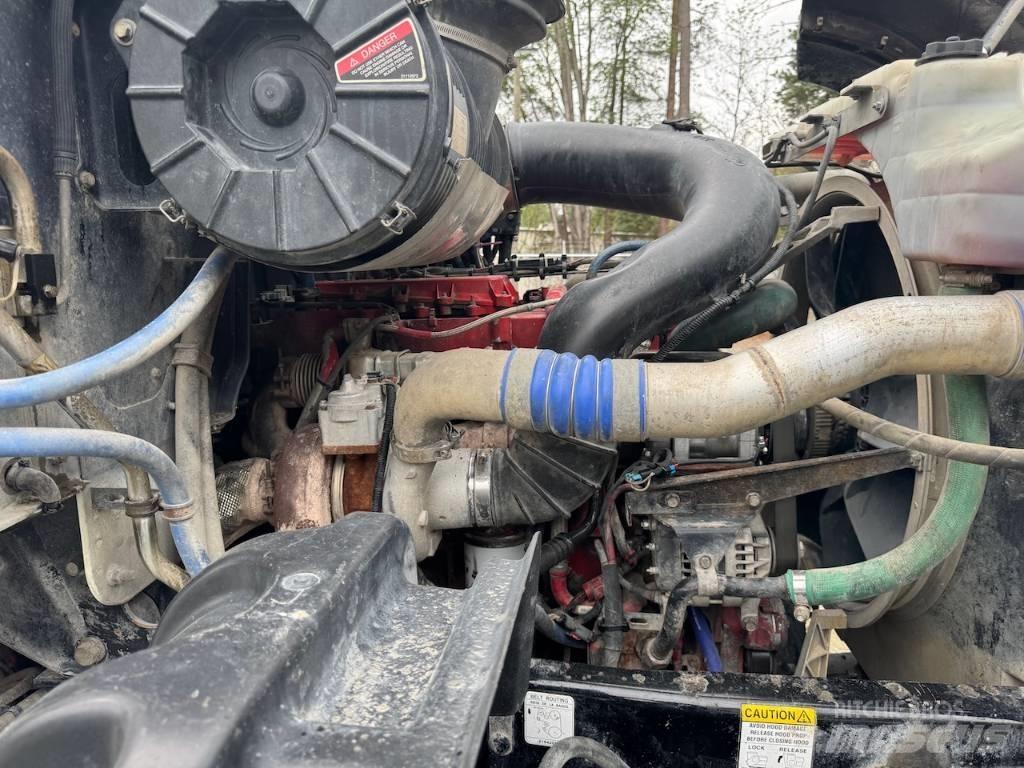 Mack GU433 شاحنات قلابة