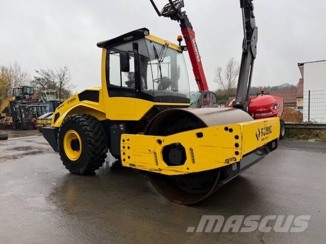 Bomag BW 212 D 5 ضاغطات التربة