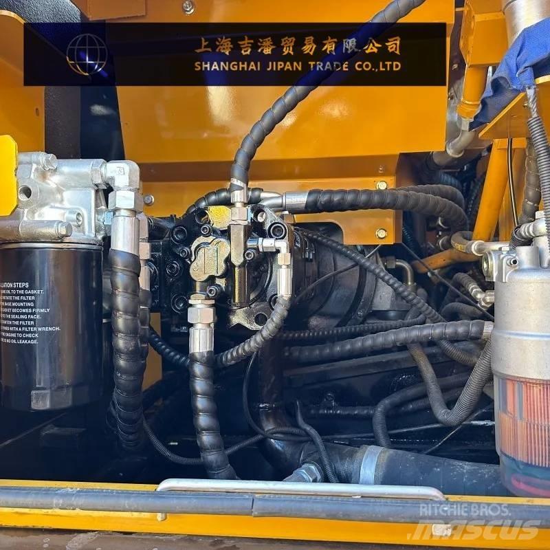 Sany SY 155 C حفارات زحافة
