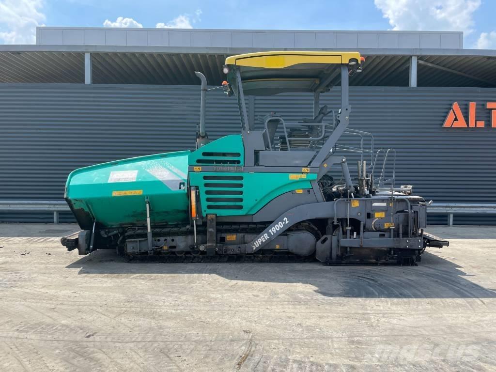 Vögele SUPER 1900-2 معدات السفلتة