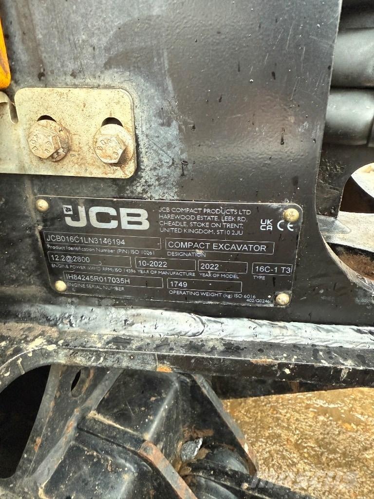 JCB 16 C حفارات صغيرة أقل من 7 طن (حفارات صغيرة)