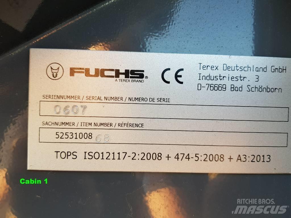 Fuchs F series Cabin كابينة والداخلية