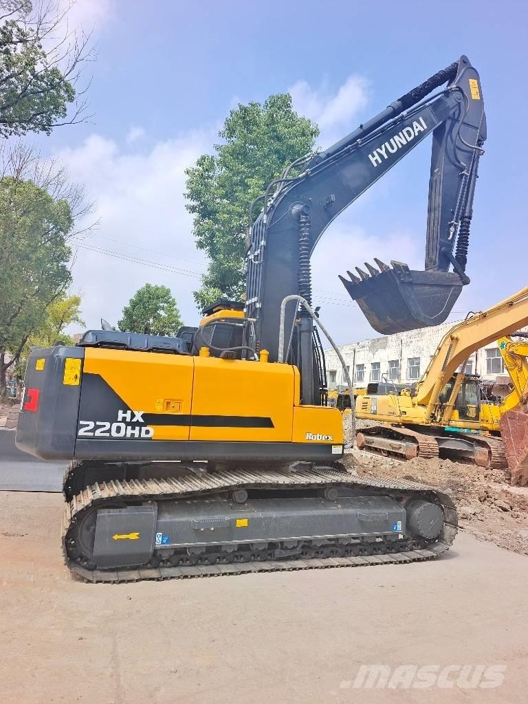 Hyundai HX 220 حفارات زحافة