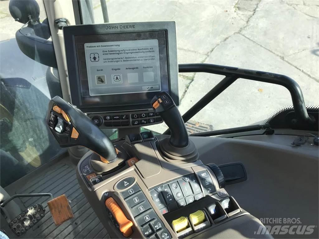 John Deere 6R 250 الجرارات
