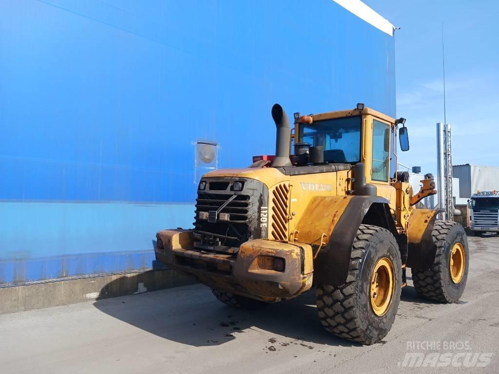Volvo L 120 E لوادر بعجل