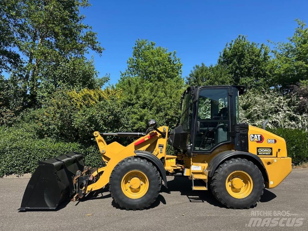 CAT 908 لوادر بعجل