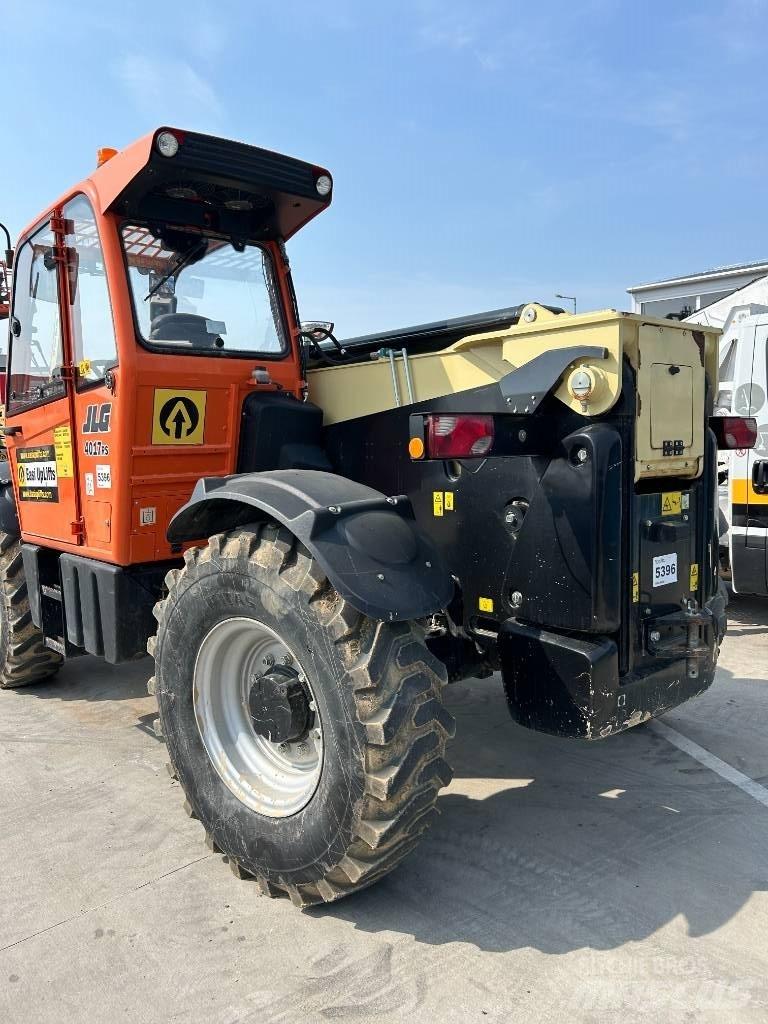 JLG 4017 RS مناولات متداخلة