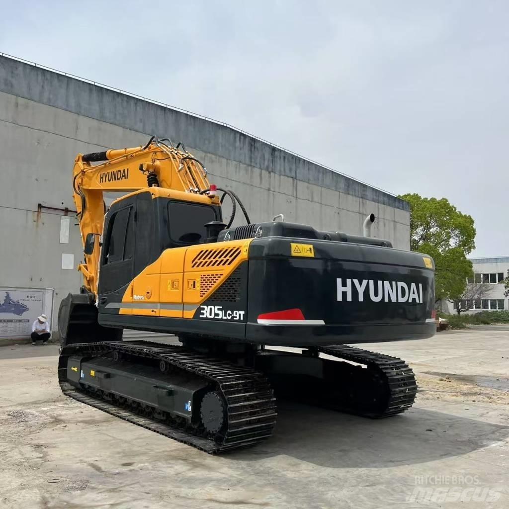 Hyundai R305LC-9T حفارات زحافة