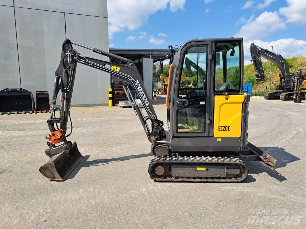Volvo EC 20 E حفارات صغيرة أقل من 7 طن (حفارات صغيرة)