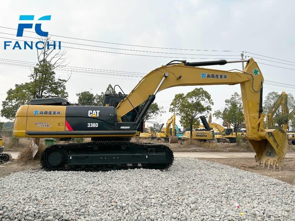 CAT 336 D حفارات زحافة