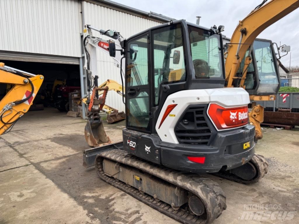 Bobcat E60 حفارات صغيرة أقل من 7 طن (حفارات صغيرة)