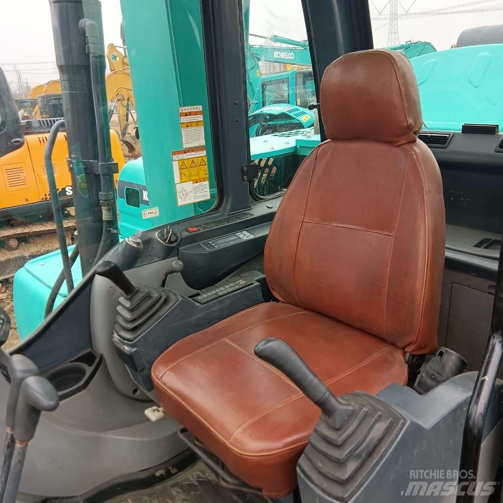 Kobelco SK75-8 حفارات وسط 7 طن - 12 طن