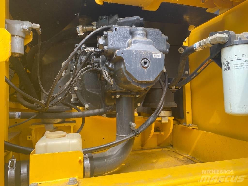 Komatsu PC 350-8MO حفارات زحافة