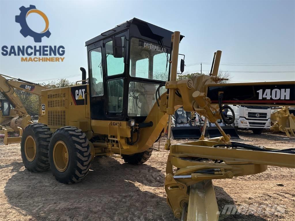 CAT 140H معدات تمهيد الطرق