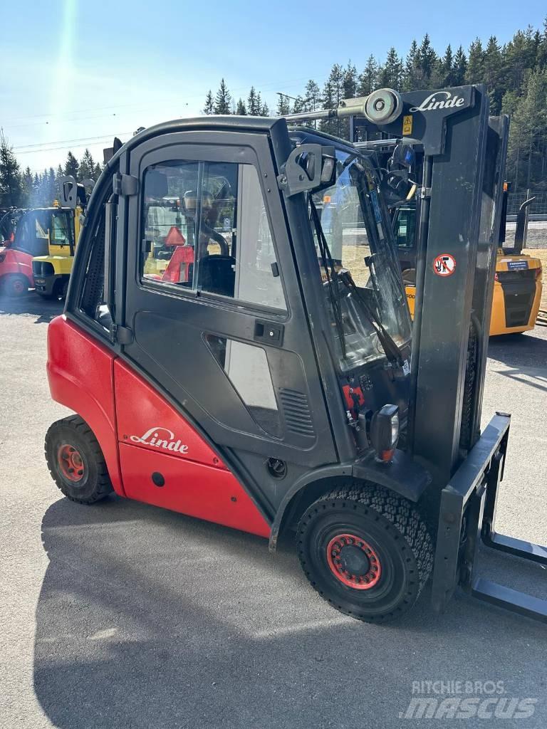 Linde H 25 D شاحنات الديزل