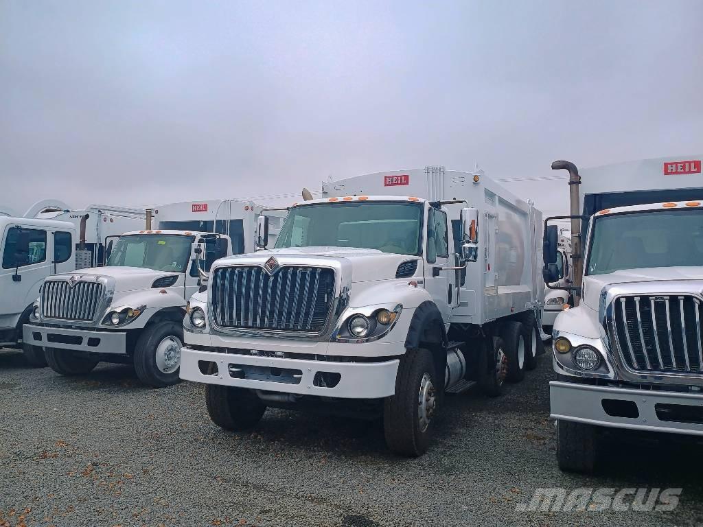 International SF667 شاحنات المخلفات