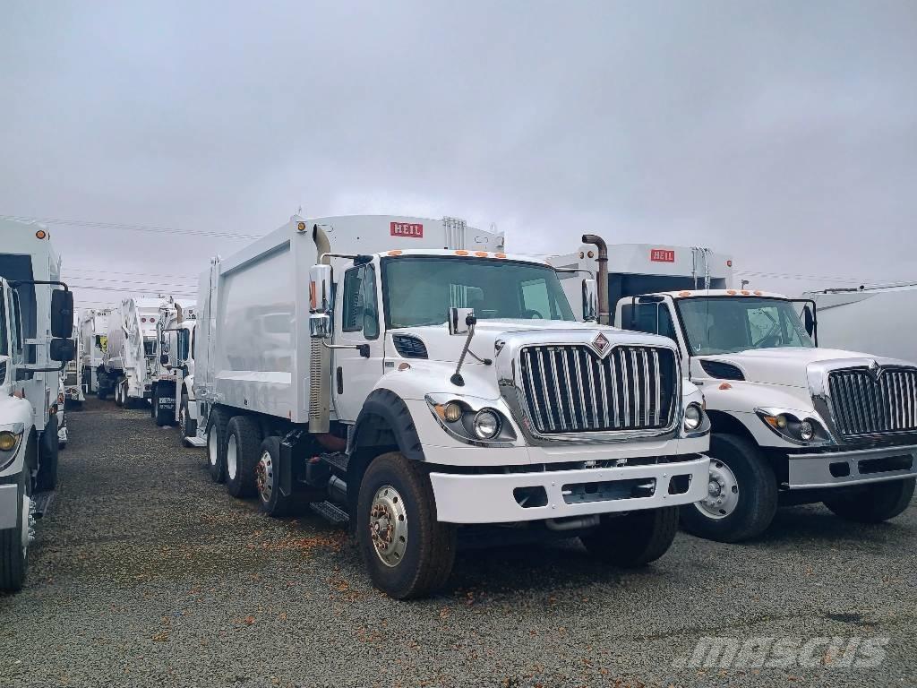 International SF667 شاحنات المخلفات