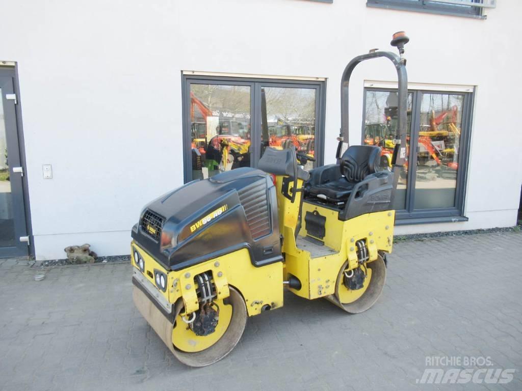 Bomag BW 80 AD-5 مداحل ثنائية الاسطوانة
