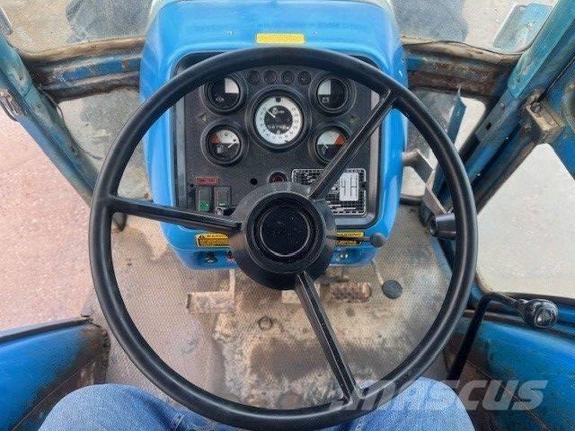 Ford 8210 الجرارات