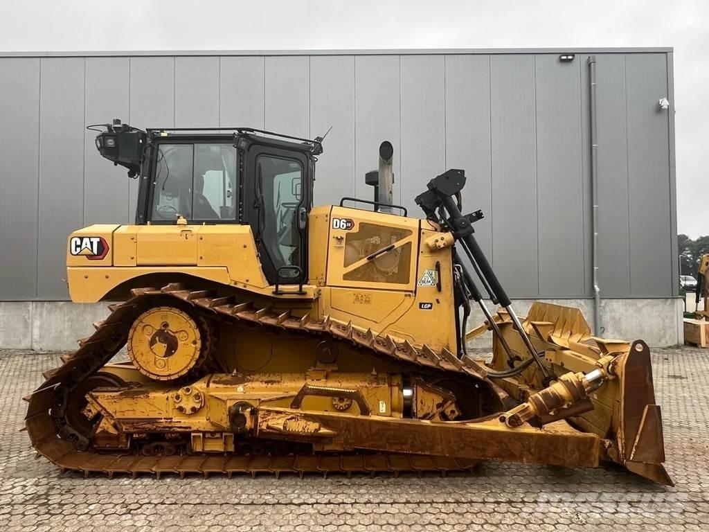 CAT D6XE LGP بلدوزرات مجنزرة