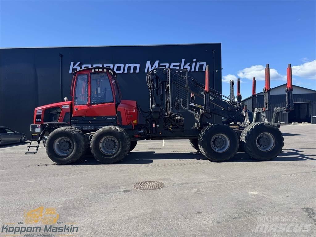 Komatsu 895 شاحنات