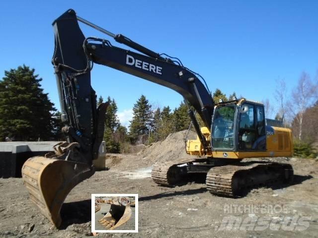 John Deere 210 GLC حفارات زحافة