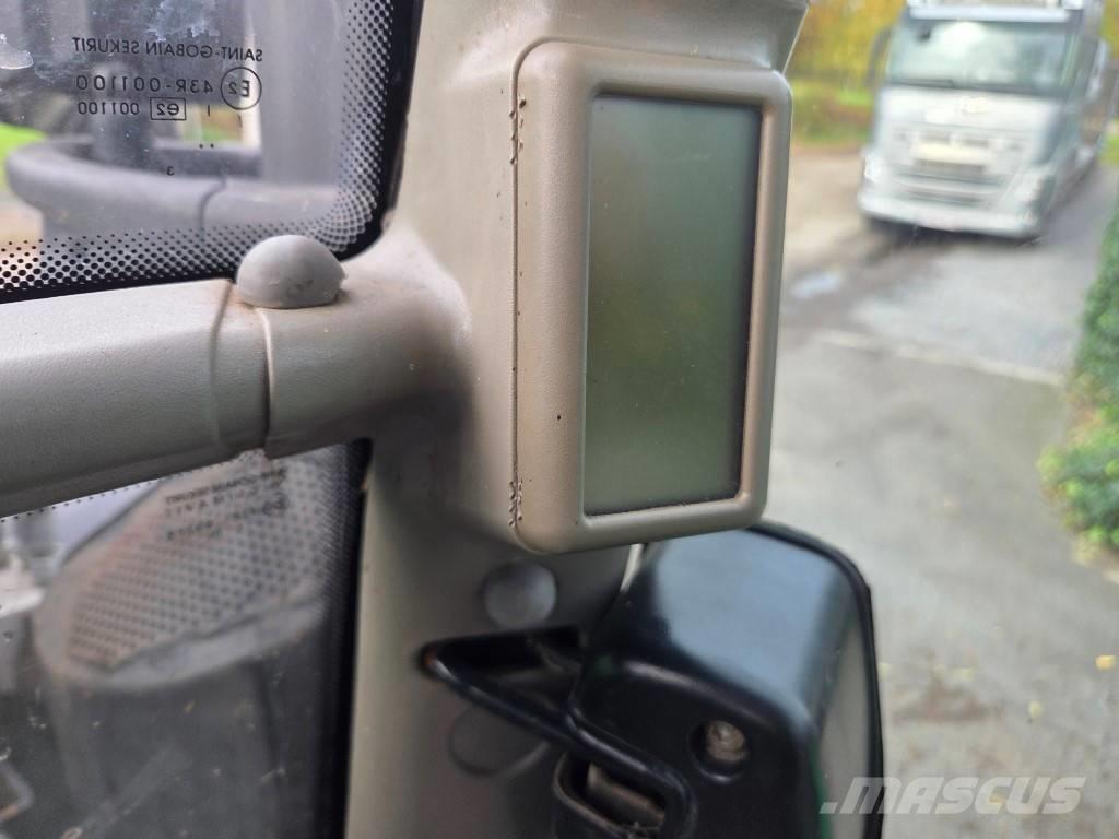 Deutz Agrotron 6150 الجرارات